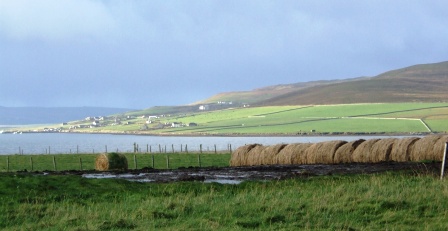 L’île de Rousay, vue d’Egilsay