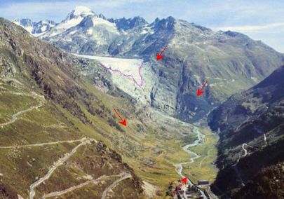 Le glacier du Rhône en 1985. (les flèches rouges indiquent la position en 1850).