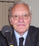 Pierre Mazeaud est membre de l’Académie des sciences morales et politiques  dans la section générale, en 2005.