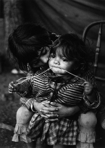 Lucien Clergue : Gitans, Campement de Rocheville, 1957
