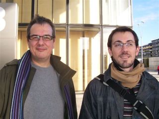 Christophe Mirambeau et Jean-Yves Aizic, à la sortie de la répétition, esplanade de la Bibliothèque Nationale de France, le 22 novembre 2007