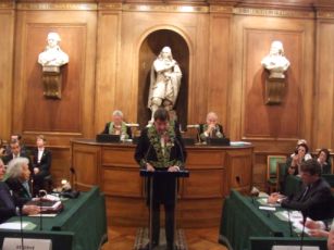 Le ministre Xavier Darcos, membre de l’Institut, le 3 décembre 2007, Grande Salle des séances de l’Institut de France