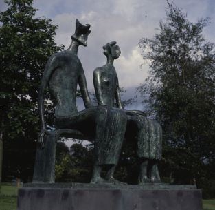 Henry Moore, King and Queen (Roi et Reine), 1952-53