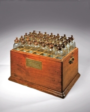 Batterie de bouteilles de Leyde ayant appartenu à B. Franklin (1760-1769)