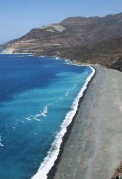 Plage d’amiante au Cap Corse