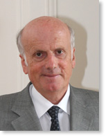 Jean-François Bach, secrétaire perpétuel de l’Académie des sciences