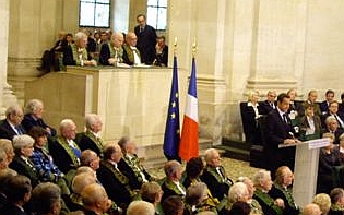 Le président de la République Nicolas Sarkozy, à l’Académie des sciences morales et politiques, le 7 octobre 2008, sous la Coupole de l’Institut de France