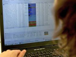 L’internaute qui pratique le téléchargement sera averti deux fois avant la coupure temporaire de sa connexion internet