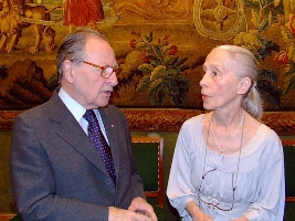 A droite, madame Jacqueline Gestalder