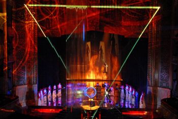 Les Vêpres de Monteverdi mises en scène par Oleg Kulik au Théâtre du Châtelet, 2009