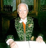 Pierre Messmer, ancien Chancelier honoraire de l’Institut de France et membre de l’Académie française