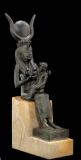 Statuette ex-voto – Isis allaitant Horus