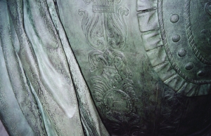 La trappe dans le dos du roi, refermée (cl. J.-P. Babelon)