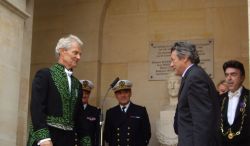 Jean-Louis Borloo,  Ministre d’État, Ministre de l’Écologie, de l’Énergie, du Développement durable et de l’Aménagement du Territoire et Jacques Rougerie de l’Institut
