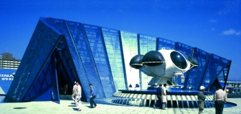 Pavillon de la mer, Osaka (1981) avec Galathée (1977), maison sous-marine, exposée devant l’entrée de ce musée :  Jacques Rougerie architecte