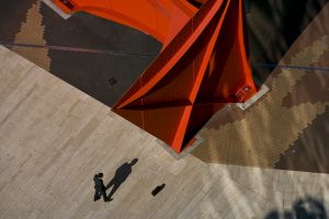 Stabile de Calder à la Défense, Hauts de Seine, France, (48°53’ N-2°19’E)