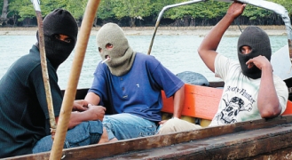 Pirates sur le détroit de Malacca