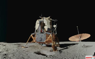 Le module lunaire avec l’antenne-parapluie