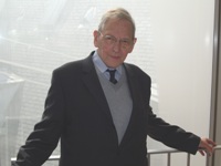 François Gros secrétaire perpétuel honoraire de l’Académie des sciences