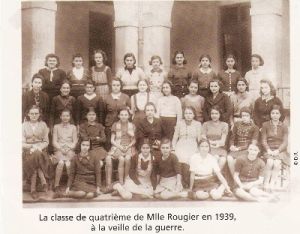 La classe de quatrième de Mlle Rougier en 1939, à la veille de la guerre. © D.R