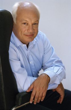 Eric Emmanuel Schmitt ©