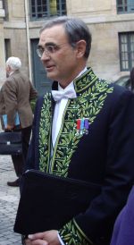 L’académicien François d’Orcival lors de la rentrée 2009 de l’Académie des sciences morales et politiques