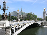 Le pont Alexandre-III à Paris