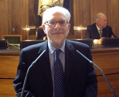 Georges-Henri Soutou en grande Salle des séances (12 avril 2010)