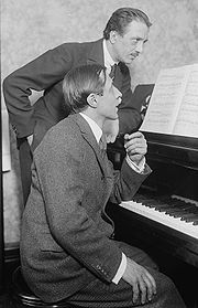 Alfred Cortot en compagnie de Jacques Thibaud, grand violoniste français