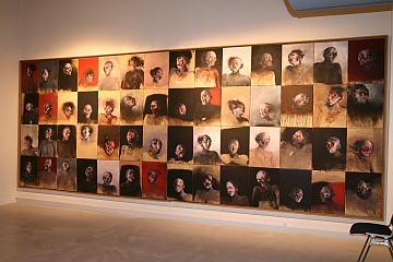 "Sans nom 2001", Huile sur toile de Vladimir Vélickovic, 244\/660 cm,  exposée à l’Espace d’art contemporain Saint-Martin à Montélimar, vernissage exposition : Vladimir Vélickovic - peinture depuis 1968 ,12 juin 2010,