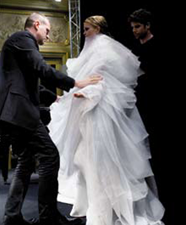 June Anderson habillée par Maurizio Galante