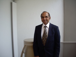 Azarie Aroulandom au studio de Canal Académie