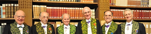 Bibliothèque de l’Institut de France, 26 novembre 2010, les orateurs de la séance publique annuelle de l’Académie des inscriptions et belles-lettres, A. Vauchez, B. Pottier, P-S. Filliozat, M. Zink, O. Picard, N. Grimal (de gauche à droite)