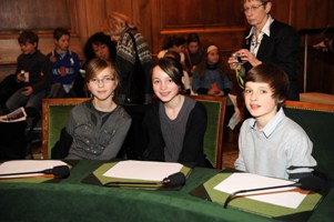 Les enfants ont siégé à la place des Académiciens le temps d’un après-midi en grande des séances. 1er février 2011