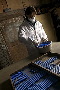 Isabelle Roché préparant la recette du pastel
