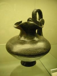 Œnochoé en Bucchero