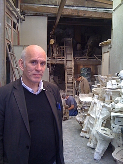 Pierre Edouard, atelier fonderie d’art Godard, 5 mai 2011
