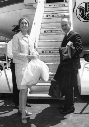 Jean-Marie et Maribel Soutou en partance pour le Mexique en 1969