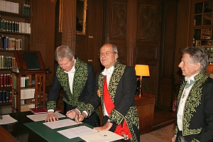 Régis Wargnier, Marc Ladreit de Lacharrière, Roman Polanski, cérémonie d’installation de Régis Wargnier au sein de l’Académie des beaux-arts, 1er février 2012