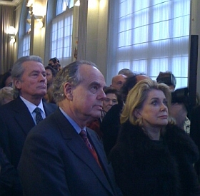 Cérémonie de remise de l’épée d’académicien de Régis Wargnier, lors de son installation au sein de l’Académie des beaux-arts, 1er février 2012