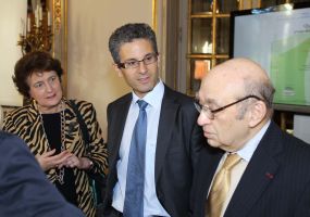 Pierre Magnard, au premier plan