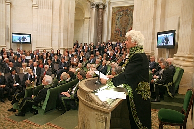 Installation de Jean-Jacques Annaud au sein de l’Académie des beaux-arts 28 mars 2012