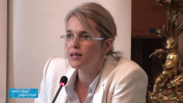 Leili Anvar,chercheuse et maître de conférences en langue et littérature persane