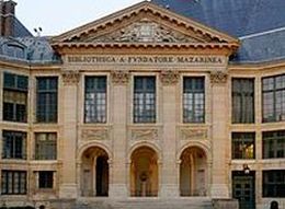 La bibliothèque Mazarine, quai de Conti (rive gauche) dans le 6e arrondissement de Paris.