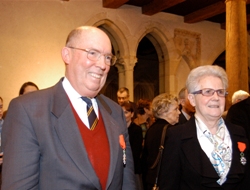 Jeanne-Marie Demarolle en compagnie d’André Laronde, de l’Académie des inscsriptions et belles-lettres.