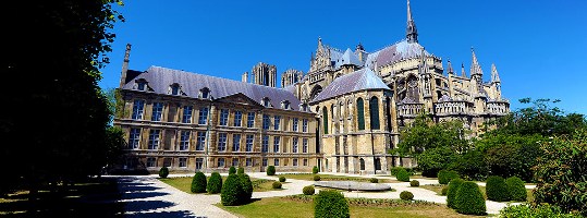 Jean-Philippe Collard dirige les Flâneries Musicales de Rheims depuis 2012